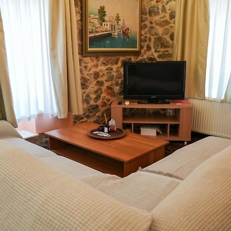 Φιλόξενο Σπίτι Appartement Nauplion Buitenkant foto