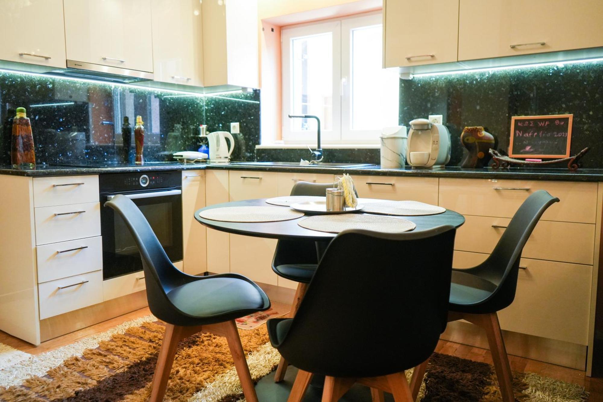 Φιλόξενο Σπίτι Appartement Nauplion Buitenkant foto